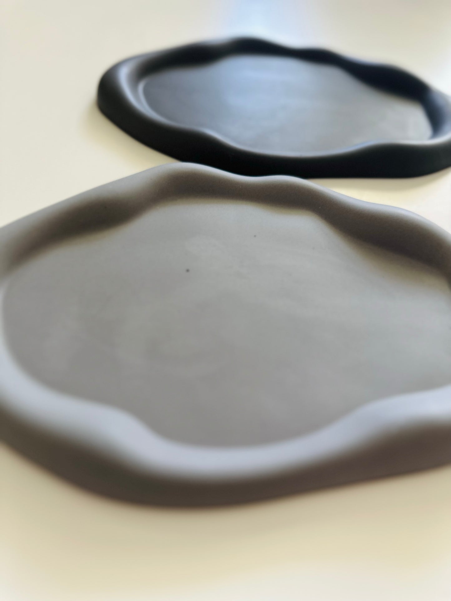 Irregular Oval Shape Tray - Jesmonite Eco-friendly Resin